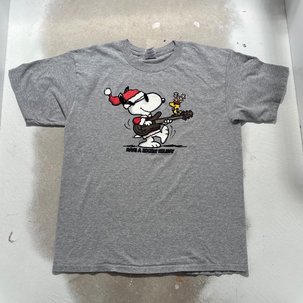 Peanuts Snoopy Rockin Holiday T-Shirt Mens Large Gray Joe Cool Guitar Woodstock